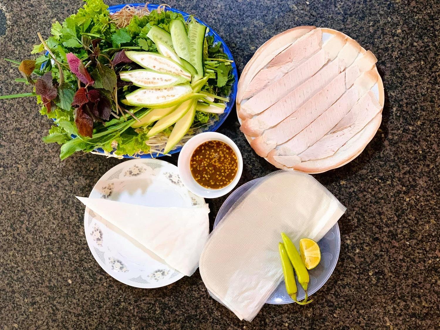 Bánh Tráng Cuốn Thịt Heo: Da Nang Pork Rolls Guide