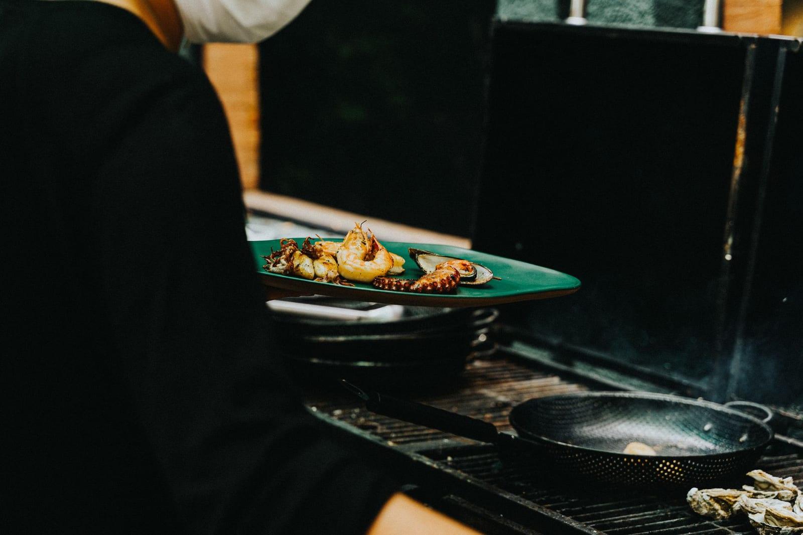 Mồi Nhậu: What to Eat With Beer in Da Nang